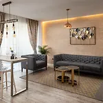 Apartment The Alley By Kanopian Brasov