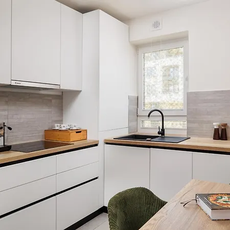 The Alley By Kanopian Braşov