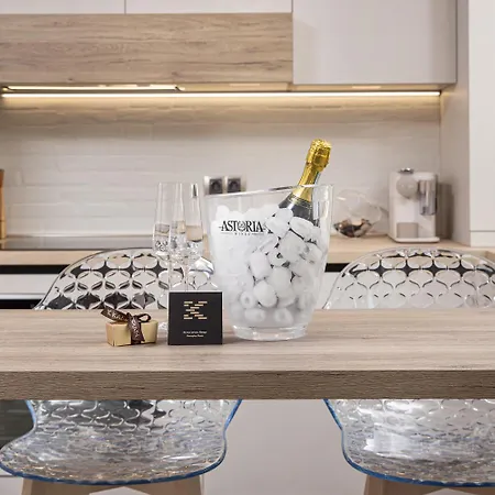 The Alley By Kanopian Braşov