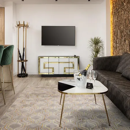 The Alley By Kanopian Braşov