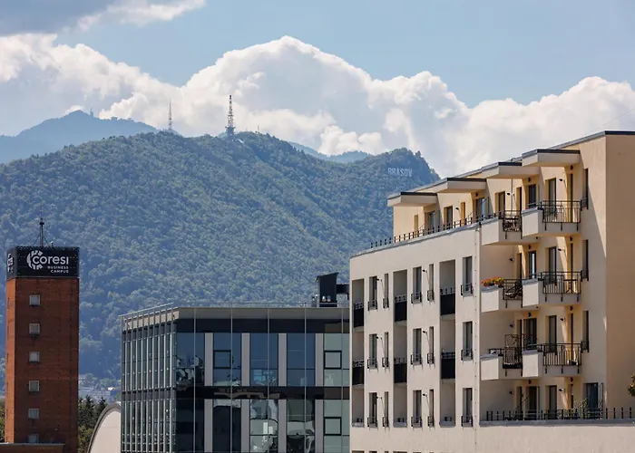 The Alley By Kanopian Braşov