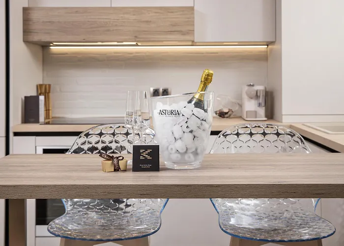 The Alley By Kanopian Braşov