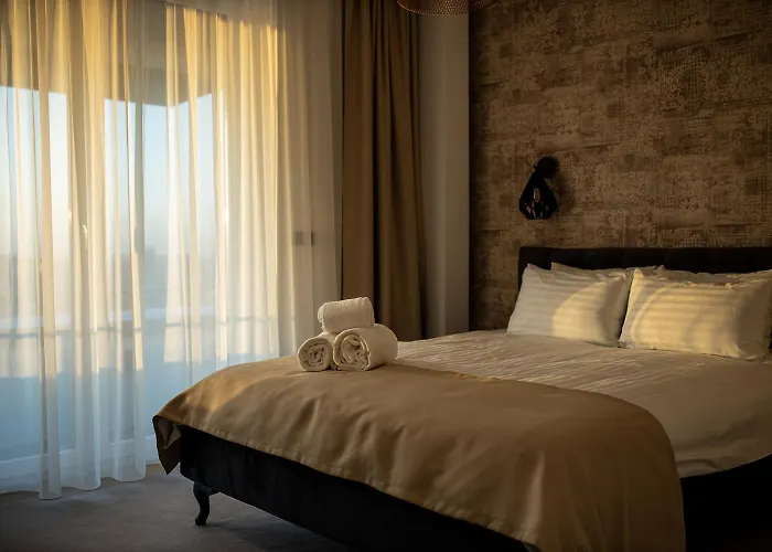 The Alley By Kanopian Braşov