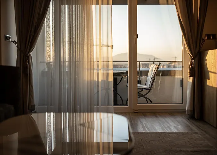 The Alley By Kanopian * Brasov